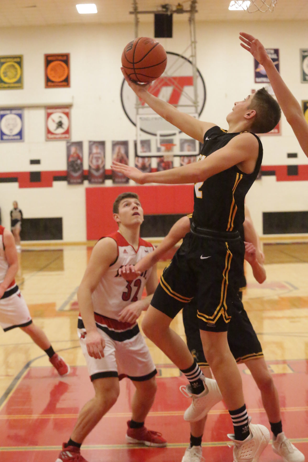 Kouts at Washington Twp. boys basketball